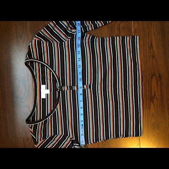 Target Colsie Long Sleeve Crop Top Size Medium - Picture 5 of 6